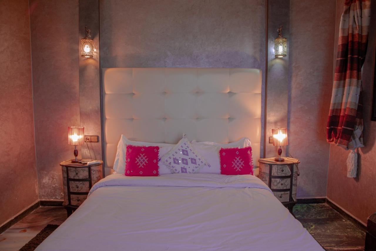 Jnanat Aicha Guesthouse Wawizelte Εξωτερικό φωτογραφία